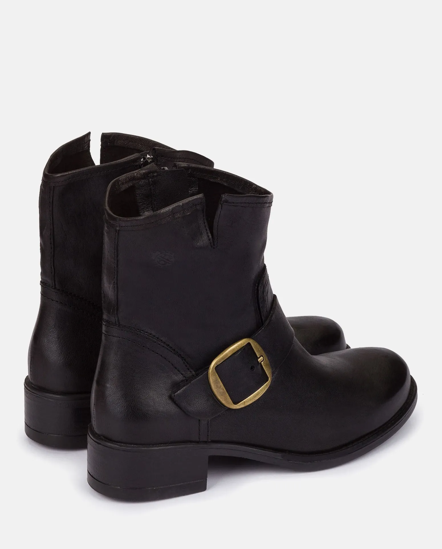 Flat Booty MONS-001 Black
