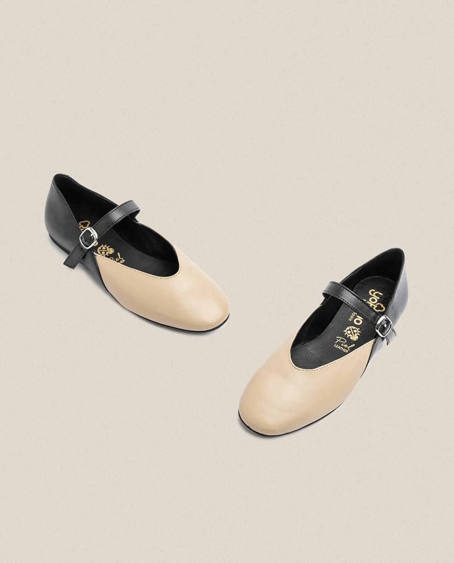 Flat Shoe ARI-001 Beige