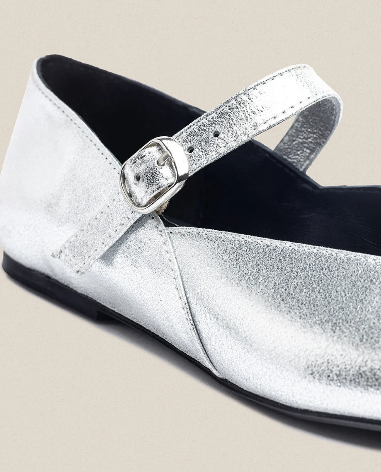 Flat Shoe ARI-001 Silver