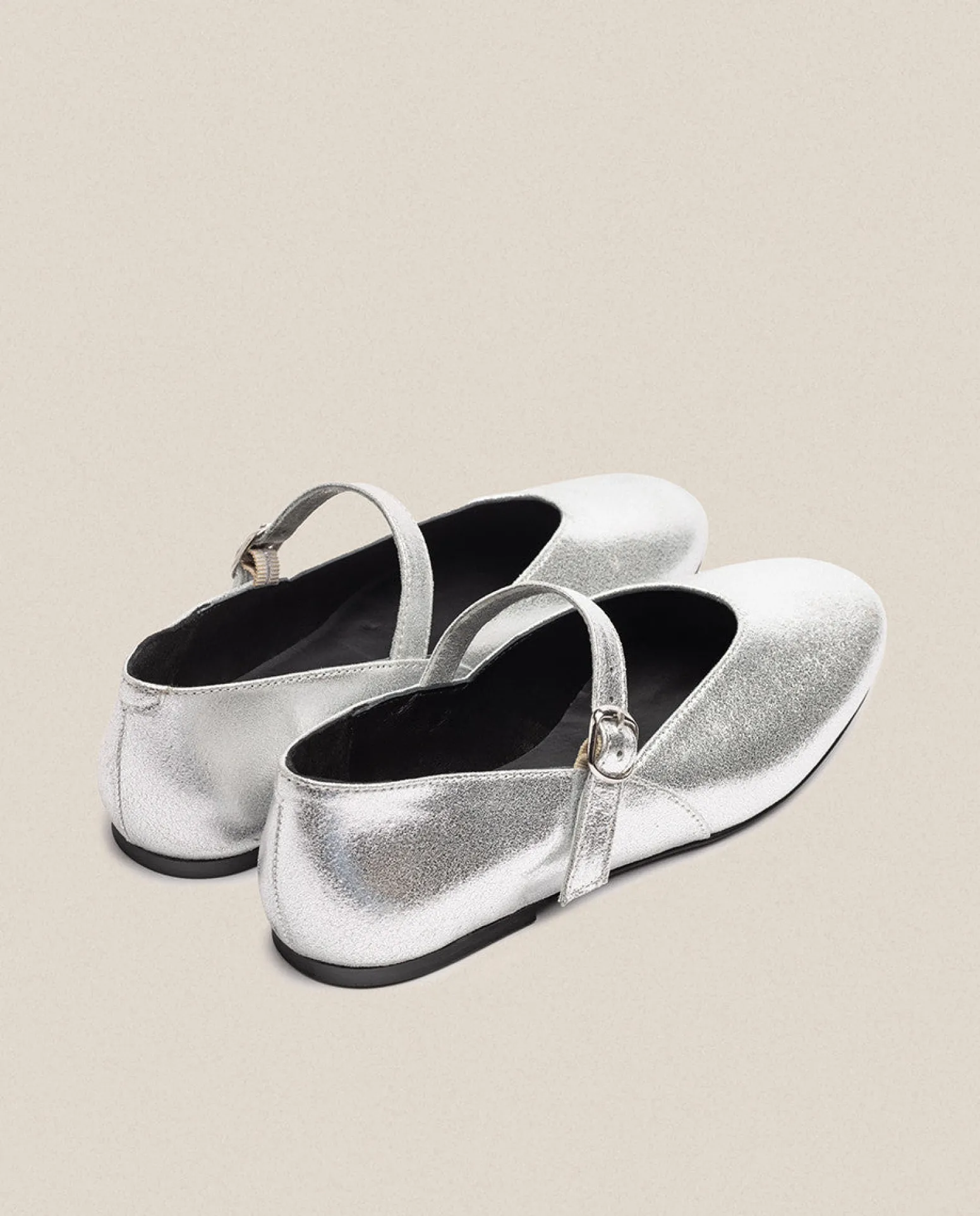 Flat Shoe ARI-001 Silver