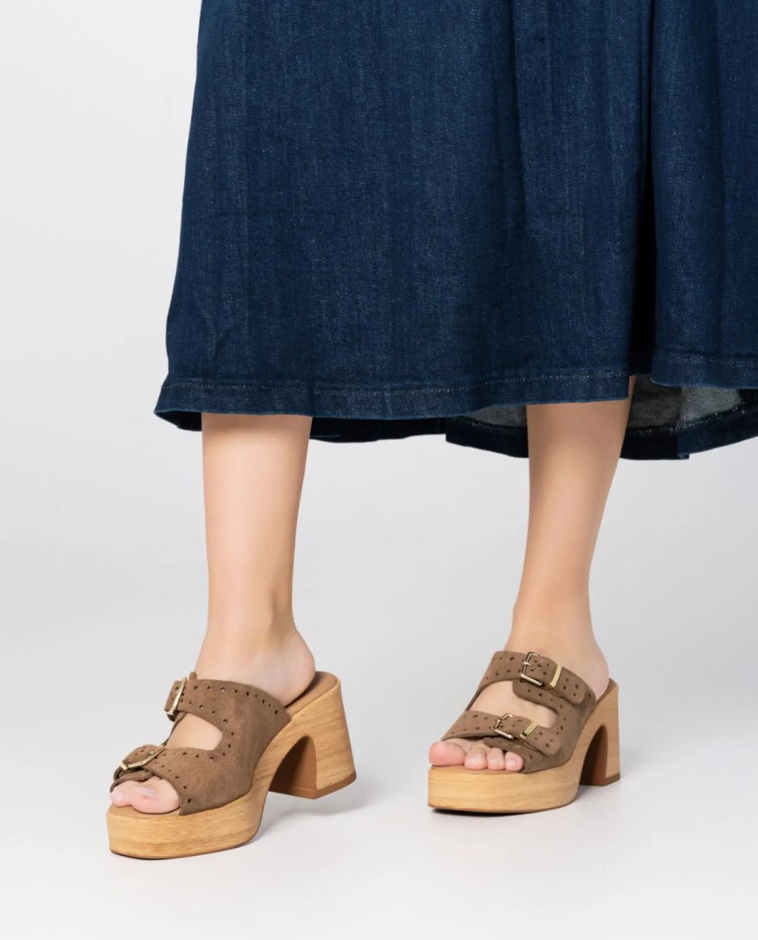 Heeled Sandal BONAI-003 Brown