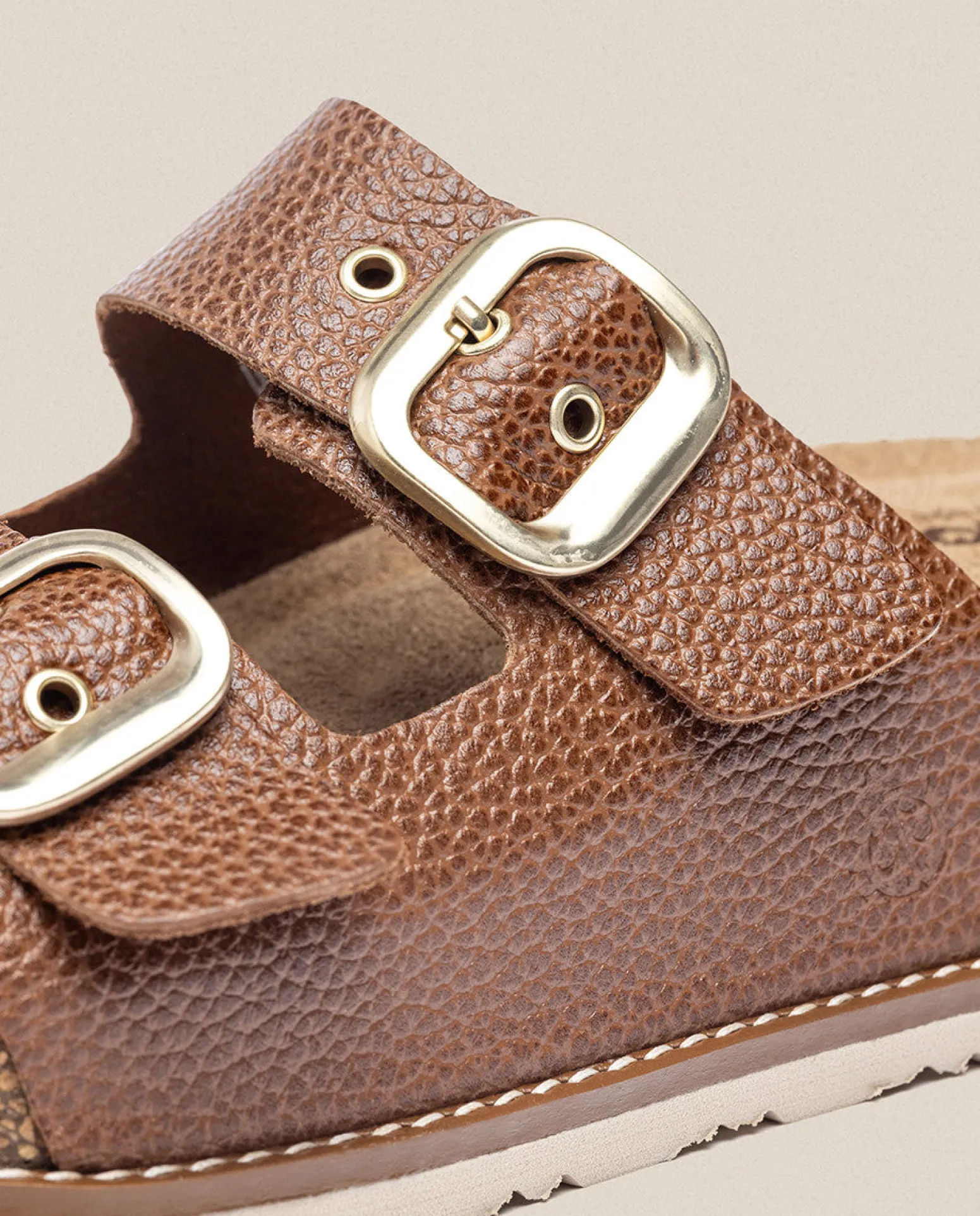 Platform Sandal OCA-013 Brown
